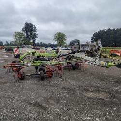 Rastrillo hilerador doble rotor marca Claas modelo Liner 2600 año 2012