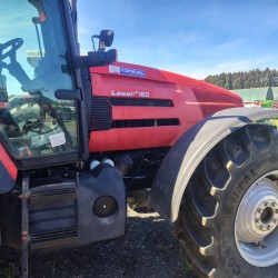 Tractor 4x4 con cabina marca Sam modelo Laser 160