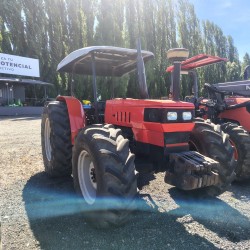 Tractor 4x4 marca Same modelo Explorer 90