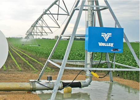 Aspersi&oacute;n de agua con pivote